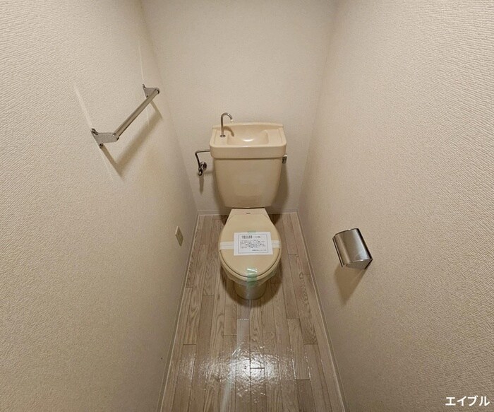 物件内観写真10　(トイレ)