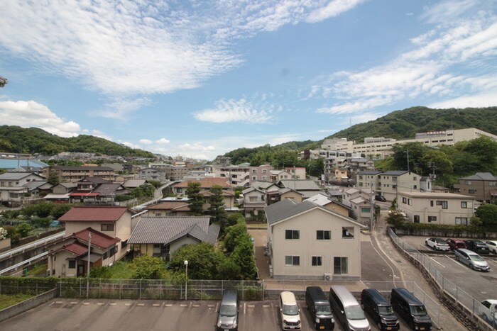 物件内観写真17　(室内からの展望)