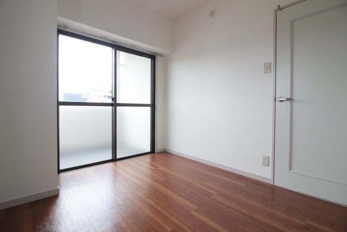 物件内観写真18　(居室)