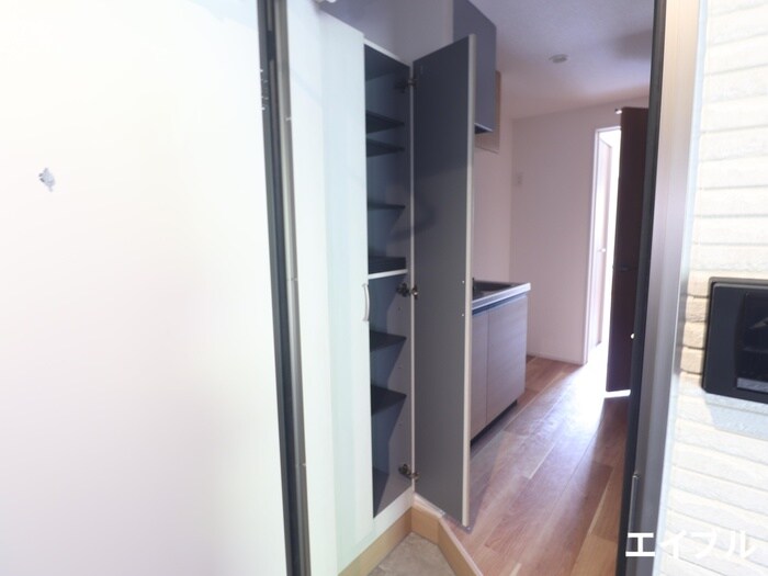 物件内観写真16　(靴箱)