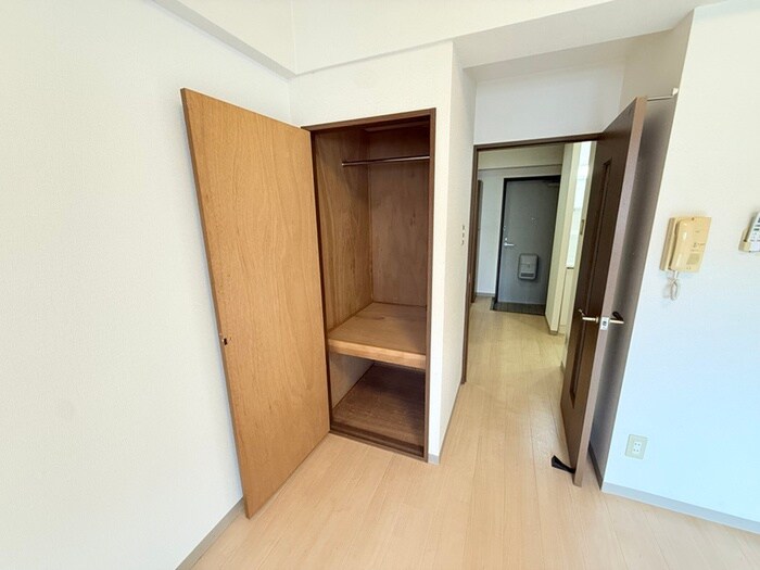 物件内観写真12　(収納)