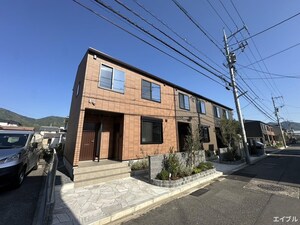 グランドールコルソB棟外観写真