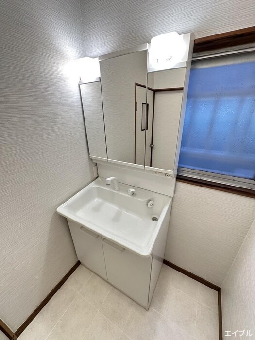 物件内観写真10　(洗面)