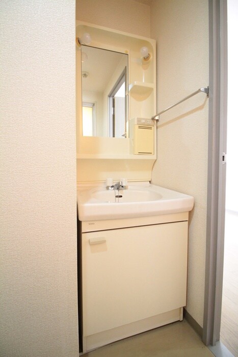 物件内観写真11　(洗面)