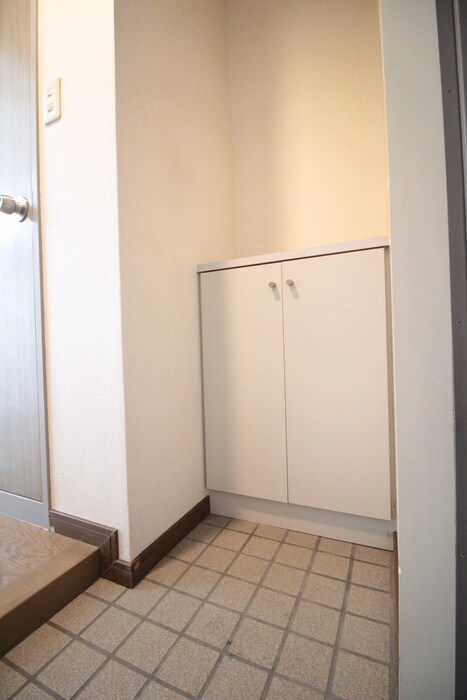 物件内観写真13　(靴箱)