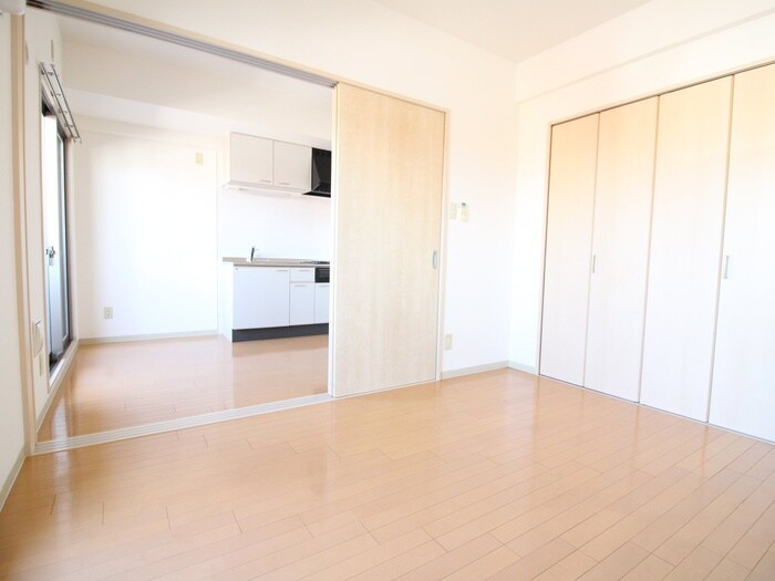 物件内観写真7　(居室)