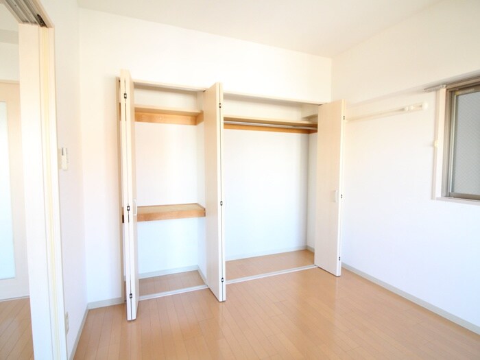 物件内観写真9　(収納)