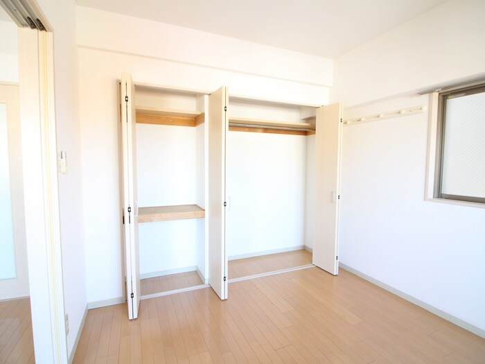 物件内観写真10　(収納)