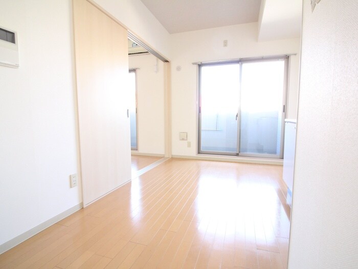 物件内観写真21　(居室)