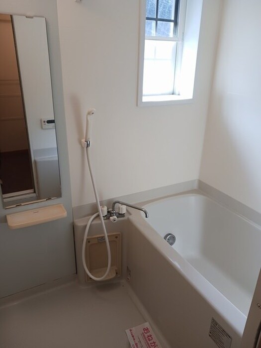 物件内観写真4　(バス／シャワールーム等)