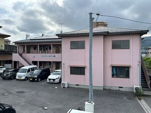 インフィールド八幡外観写真