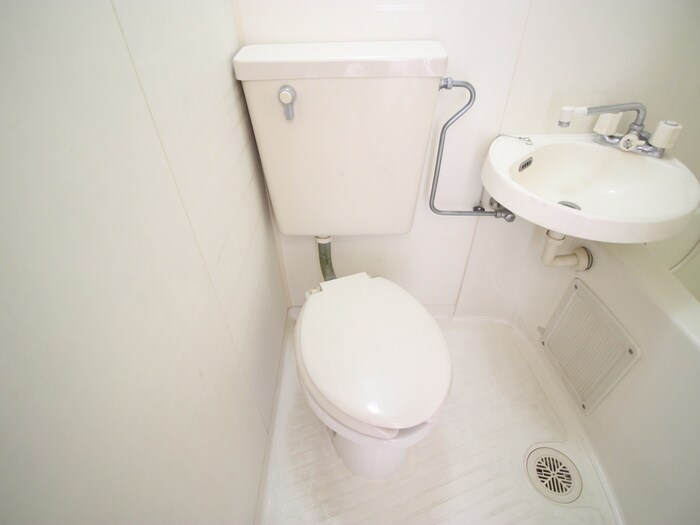 物件内観写真9　(トイレ)