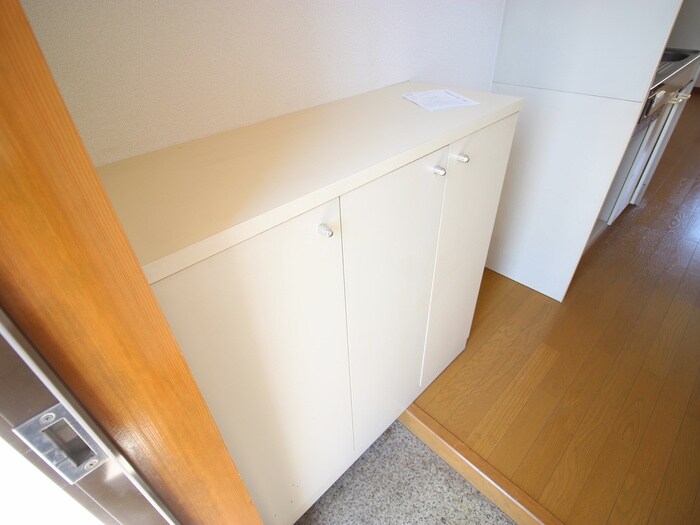 物件内観写真16　(靴箱)