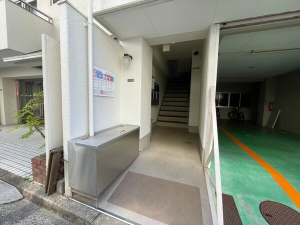 エントランス部分