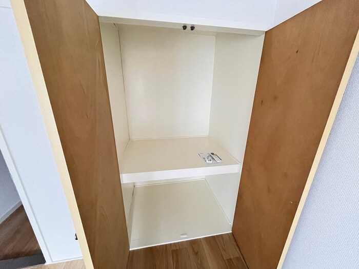 物件内観写真13　(収納)