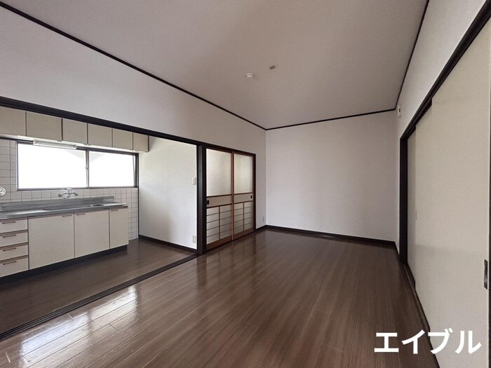 物件内観写真8　(居室)