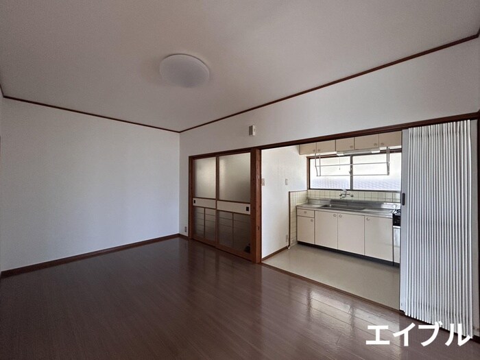 物件内観写真10　(居室)