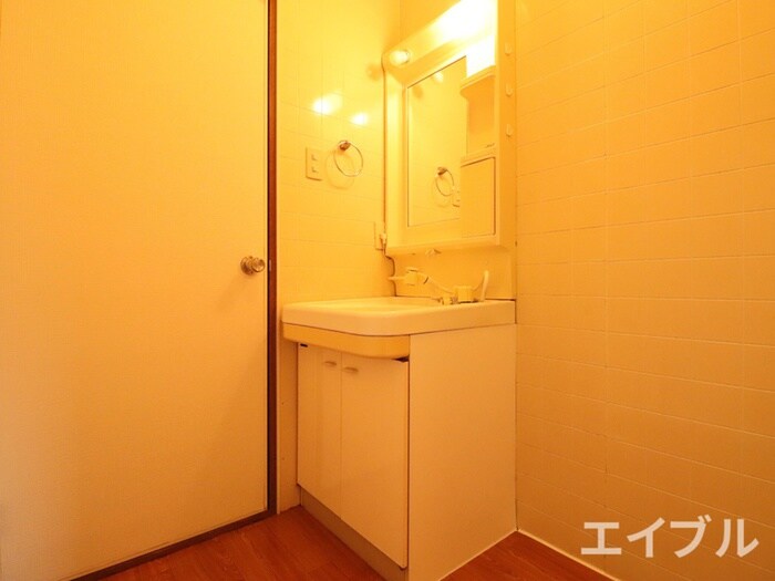 物件内観写真11　(洗面)