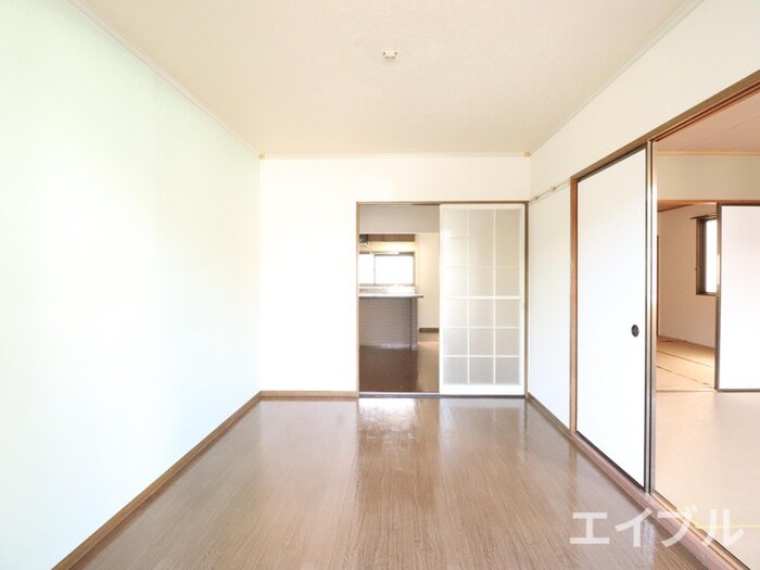 物件内観写真19　(居室)