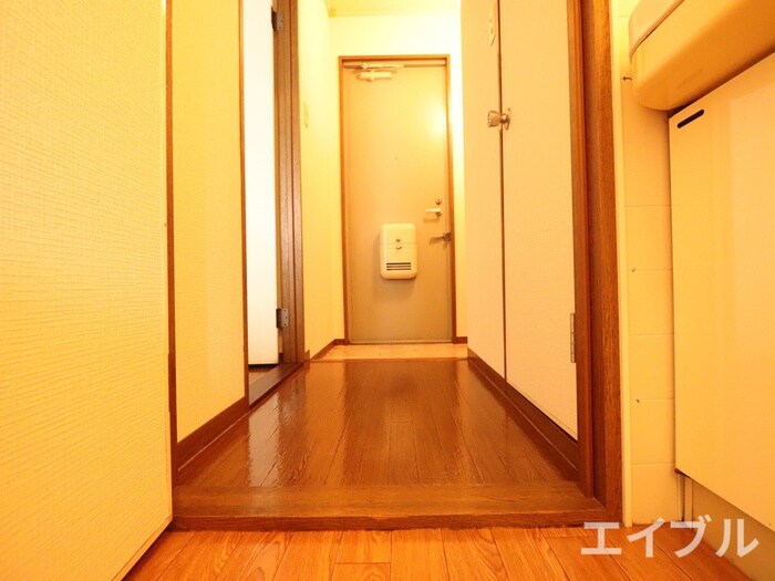 物件内観写真21　(廊下)