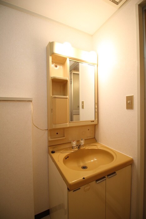 物件内観写真8　(洗面)