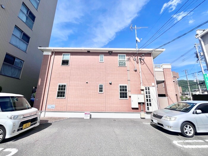 物件外観写真6　(外観写真)