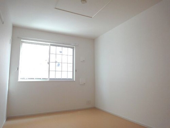 物件内観写真11　(居室)