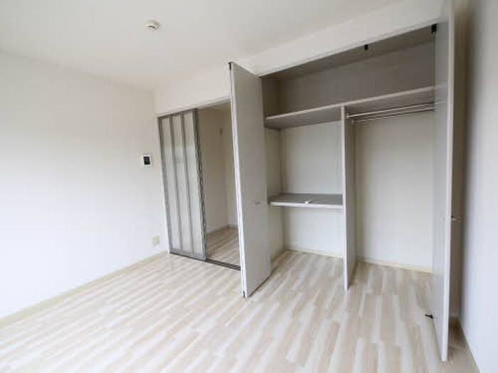 物件内観写真9　(収納)