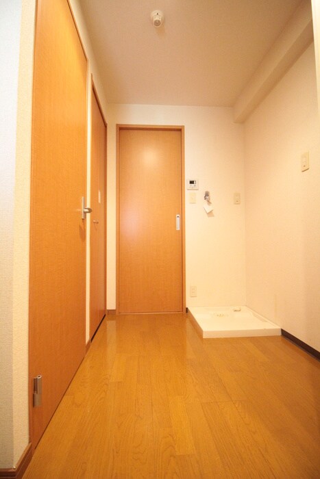 物件内観写真19　(廊下)