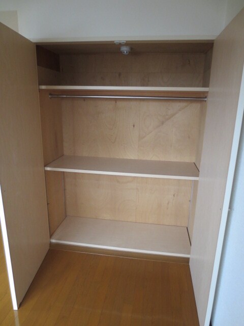 物件内観写真13　(収納)