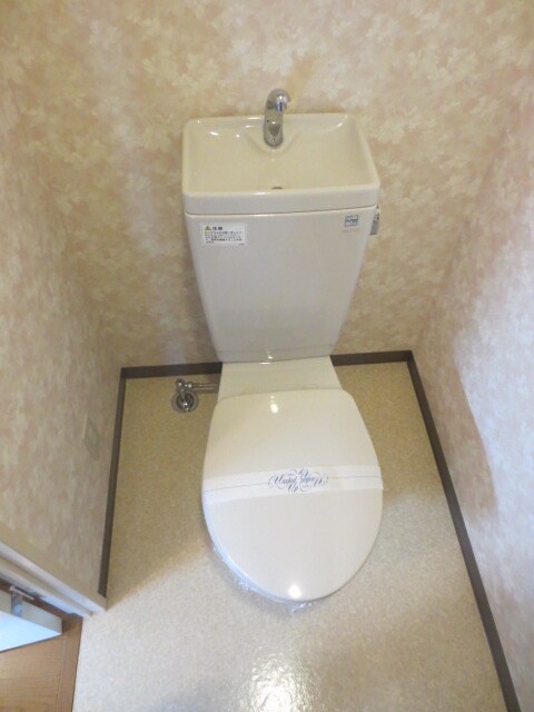 物件内観写真16　(トイレ)