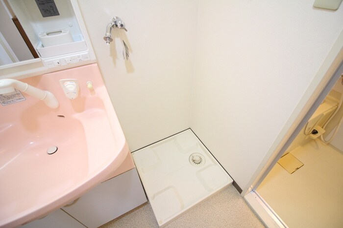 物件内観写真21　(洗濯機置場)