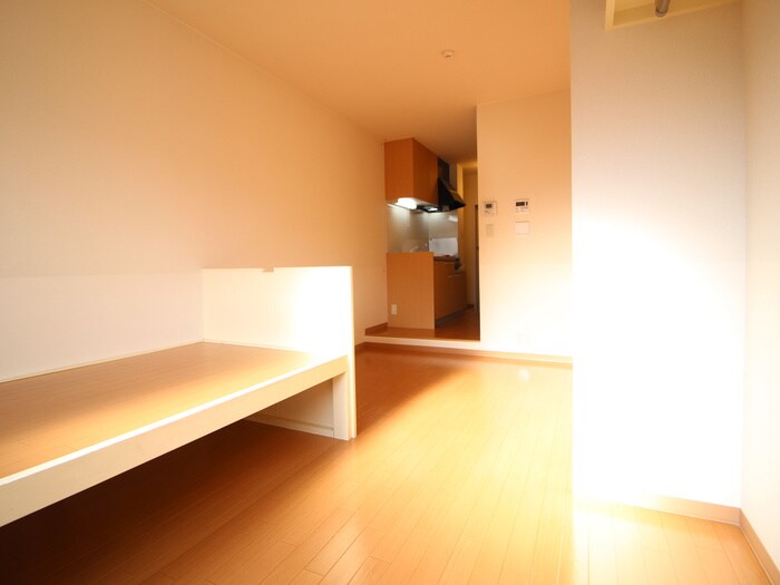 物件内観写真9　(居室)