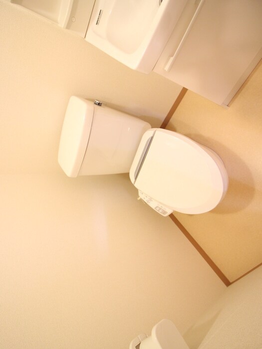 物件内観写真11　(トイレ)