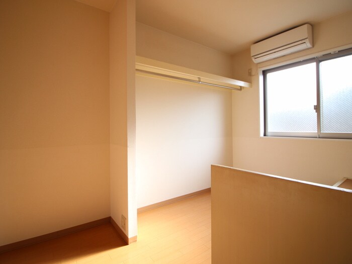 物件内観写真12　(収納)