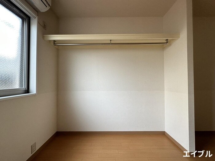 物件内観写真16　(収納)