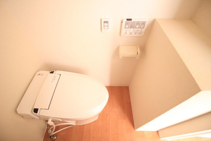 物件内観写真8　(トイレ)