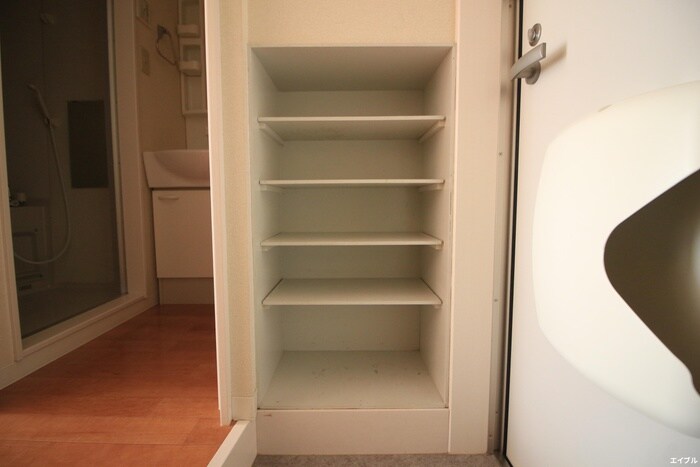 物件内観写真10　(靴箱)