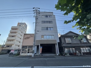 中元ビル外観写真