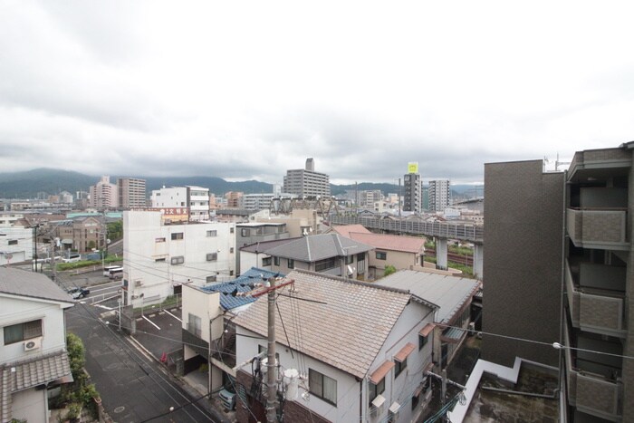 物件内観写真14　(室内からの展望)