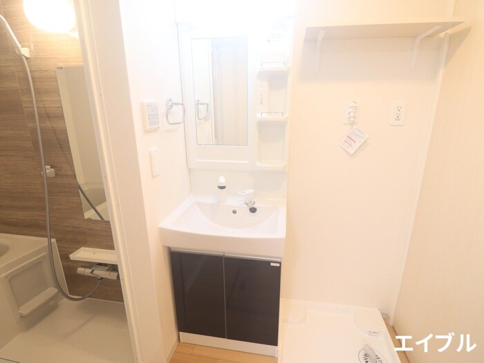 物件内観写真10　(洗面)