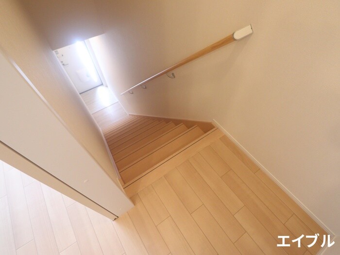 物件内観写真17　(廊下)