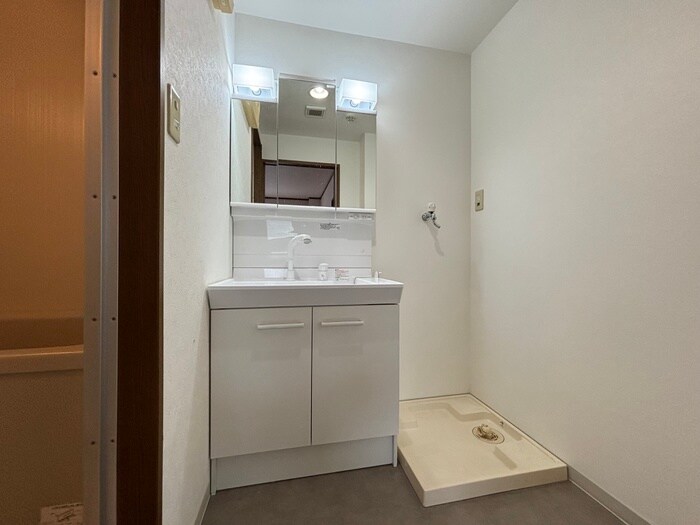 物件内観写真11　(洗面)