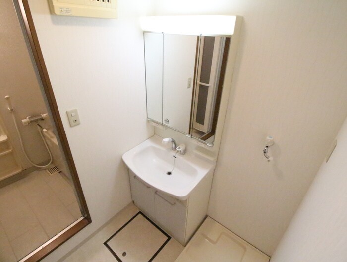 物件内観写真12　(洗面)