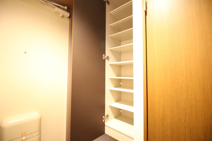 物件内観写真20　(靴箱)