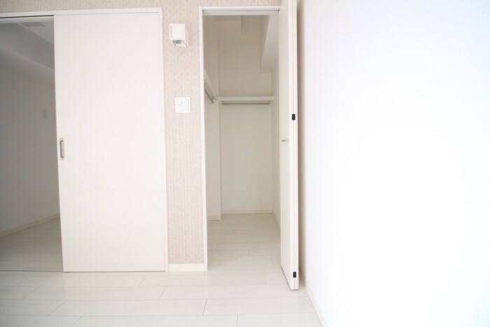 物件内観写真8　(洗面)