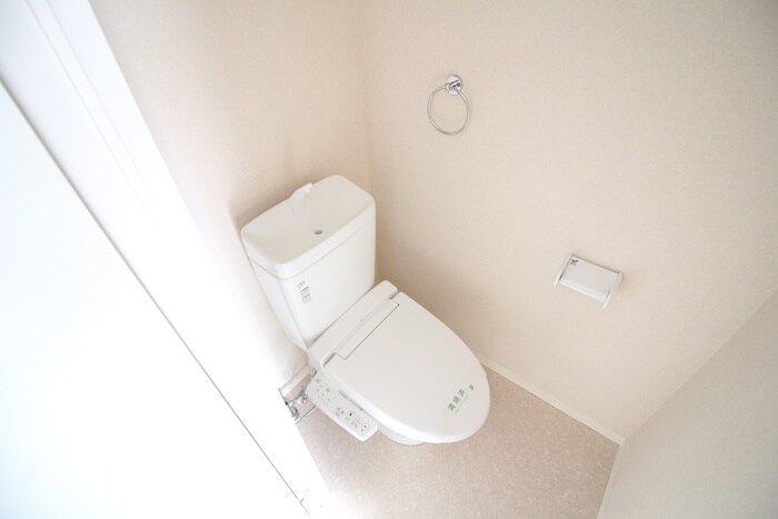 物件内観写真12　(トイレ)