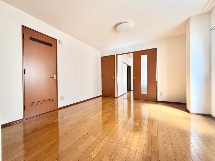 物件内観写真16　(居室)