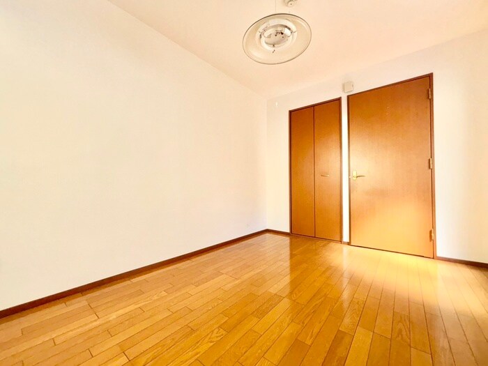 物件内観写真18　(居室)