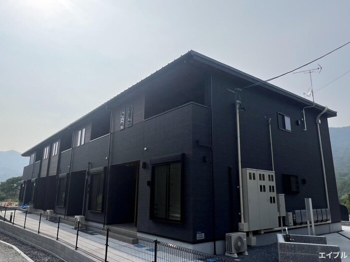 物件外観写真3　(外観写真)